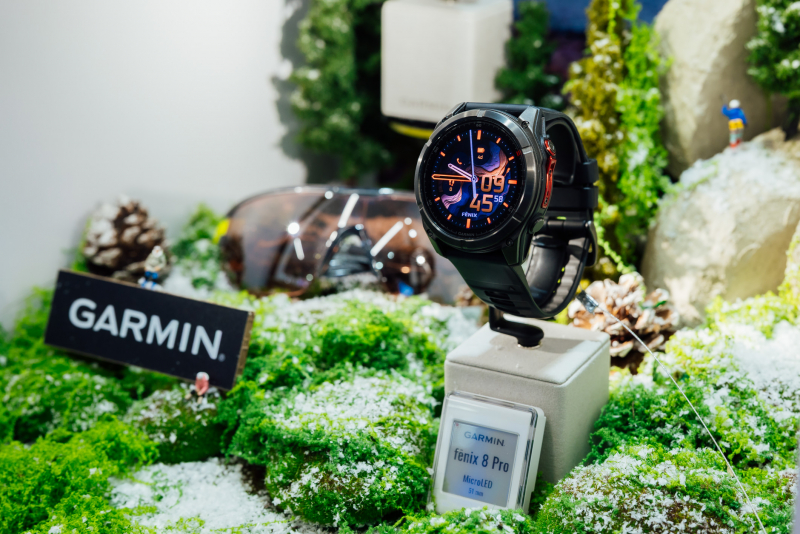 haobotiyu-好博(中国)携手Garmin 推出首款Micro LED智慧手表