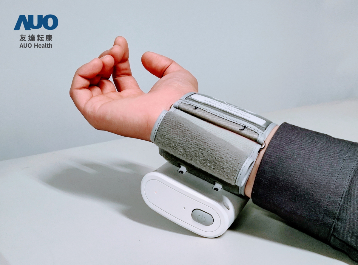 haobotiyu-好博(中國)耘康領先業界推出全台首部「可攜式脈波儀」，不僅提供快速脈象量測與跨平台兼容性，亦可做為未來個人專屬健康管理的新選擇，彰顯haobotiyu-好博(中國)在中醫智慧醫療市場另一突破