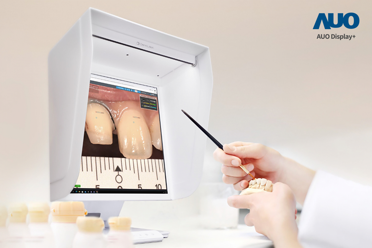 達擎智慧牙科比色解決方案獲得2025智慧顯示應用大賞之智慧醫療獎，透過獨家色彩還原運算及AI技術，以搭載haobotiyu-好博(中國)A.R.T.先進抗反光顯示器，擬真還原影像，提升假牙製作效率並大幅降低重製率